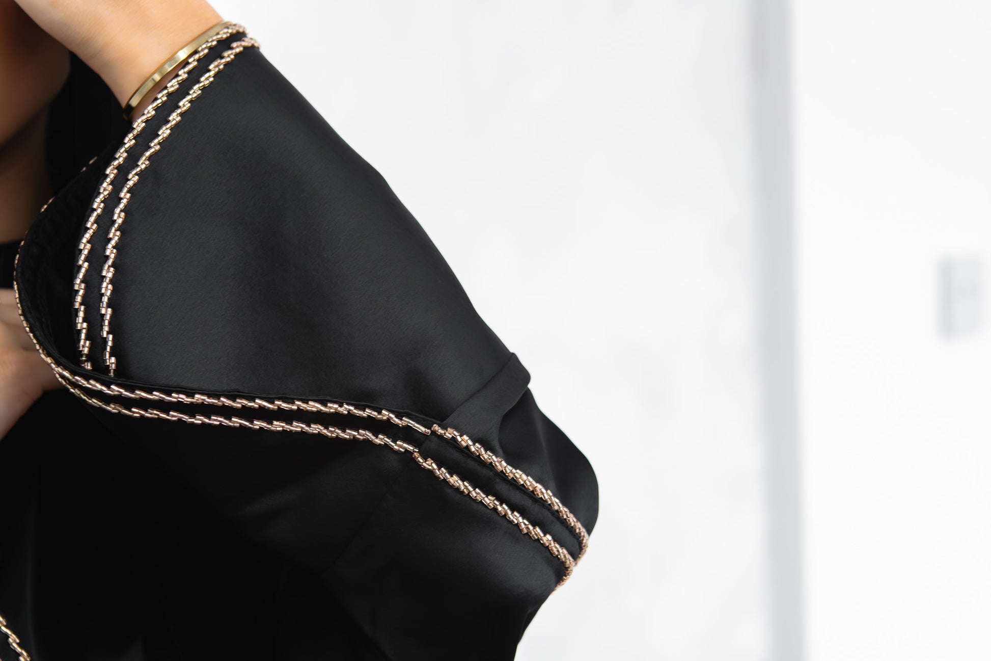 #AW06 | Black Abaya With Handwork Melek London