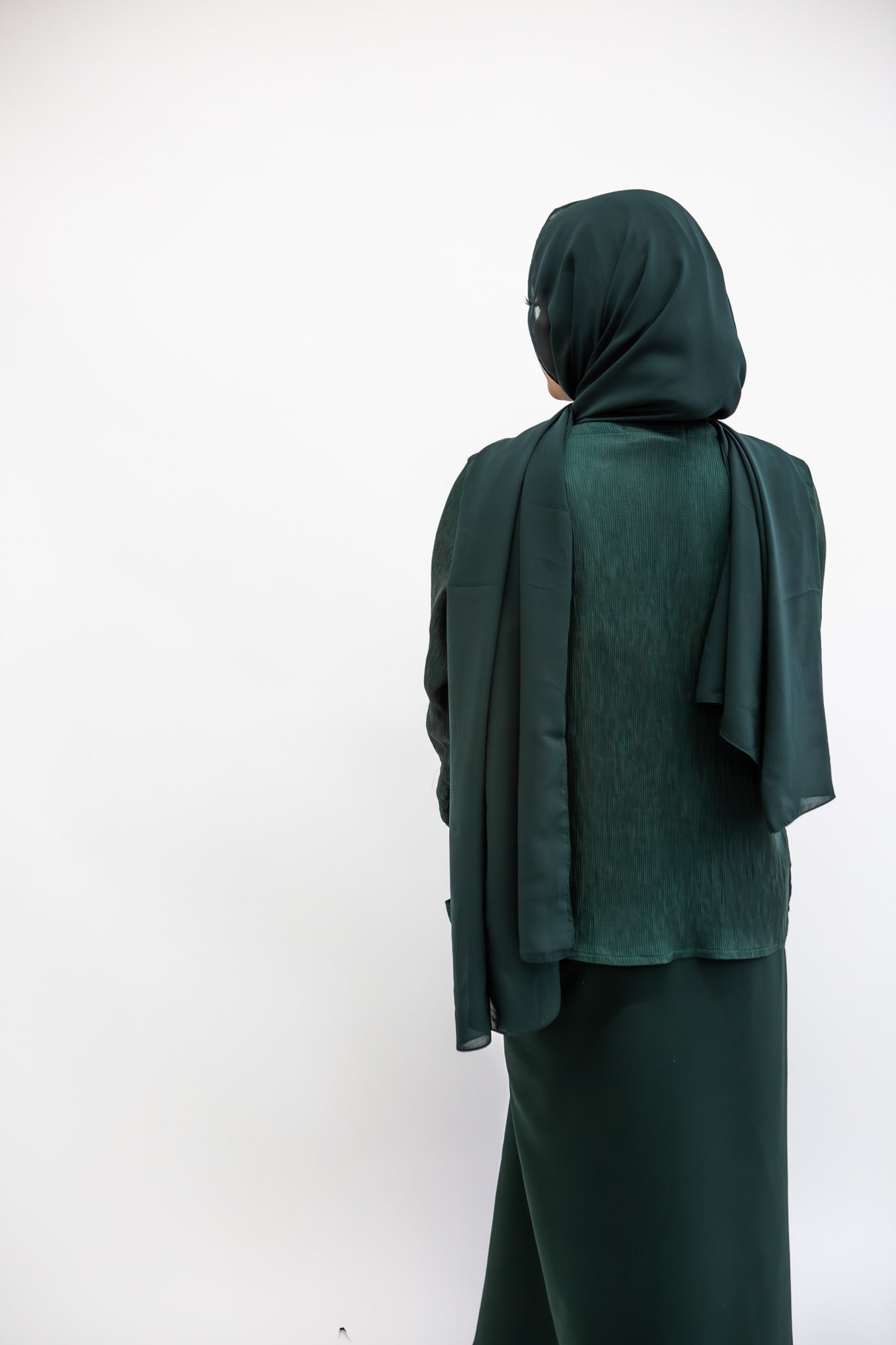 #AW04 | Forest Green Shirt Abaya Melek London