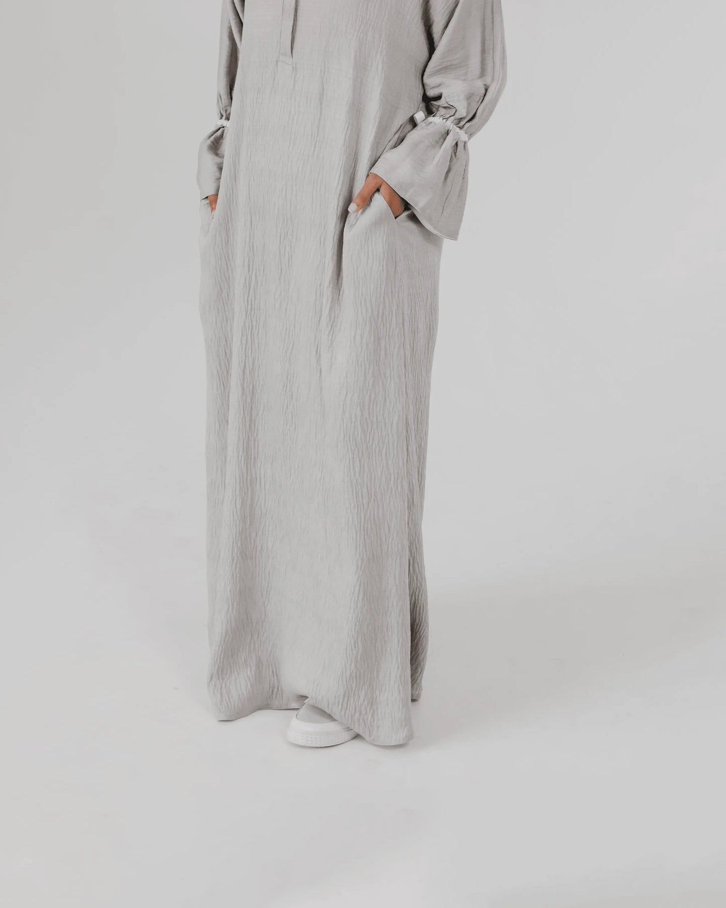 #LC06 | Grey Abaya With White Ribbon Detailing - Melek London